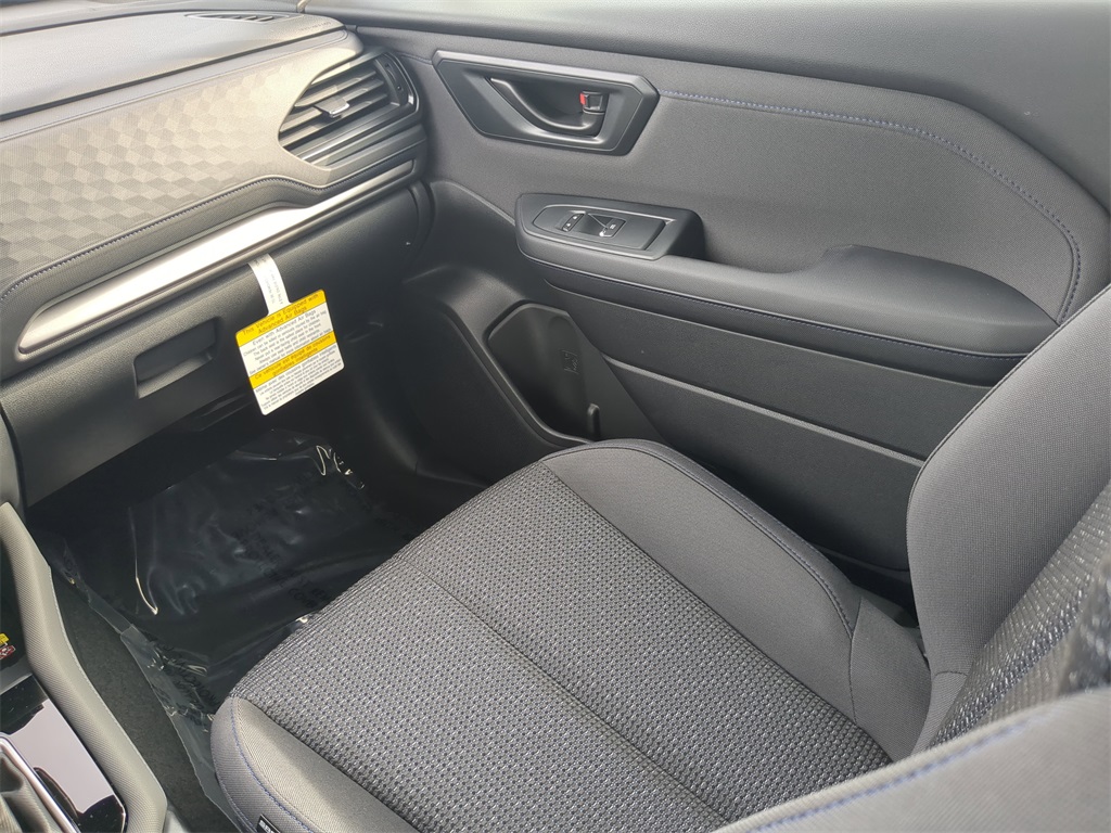 2025 Subaru Forester Premium photo 13