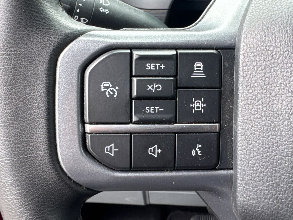 2024 Ford F-150 XLT photo 24