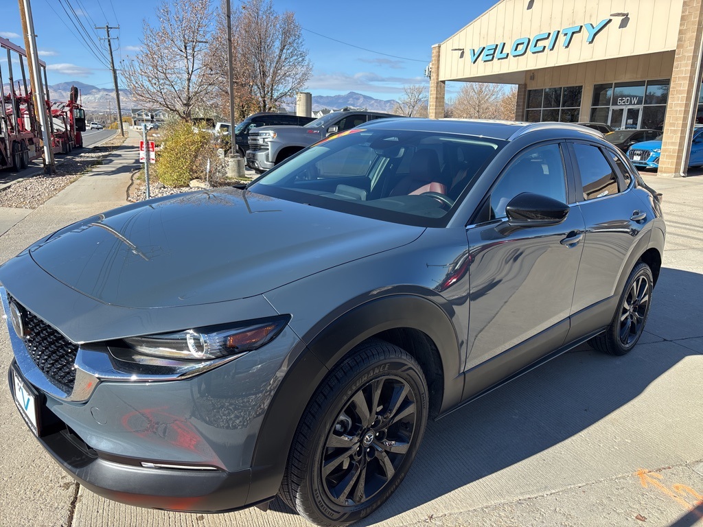 2024 Mazda CX-30 2.5 S Carbon photo 2