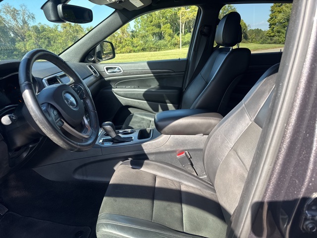 2018 Jeep Grand Cherokee Laredo E photo 14