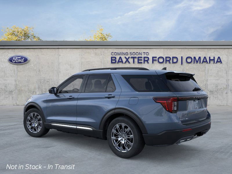 2025 Ford Explorer photo 17