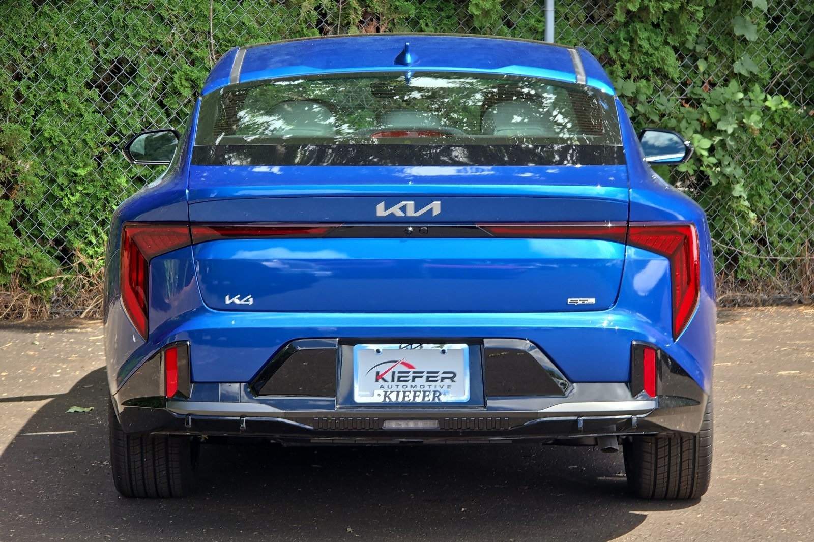 2025 Kia K4 GT-Line photo 4