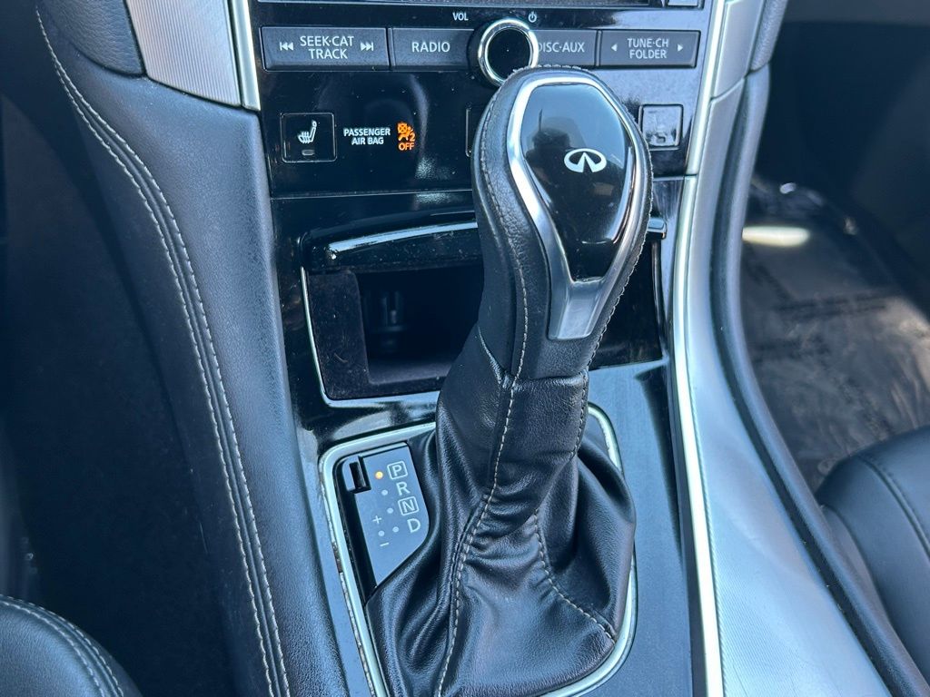 2017 Infiniti Q60 3.0t Premium photo 11