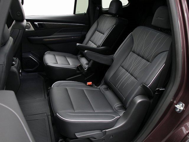 2026 Buick Enclave Avenir photo 6