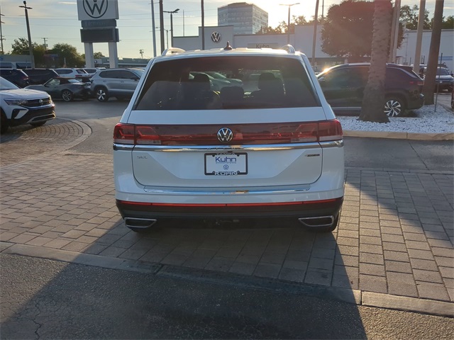 2026 Volkswagen Atlas SEL photo 5