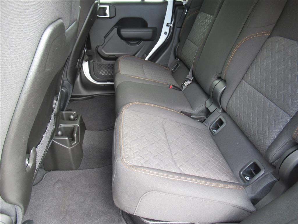 2024 Jeep Gladiator Mojave photo 29