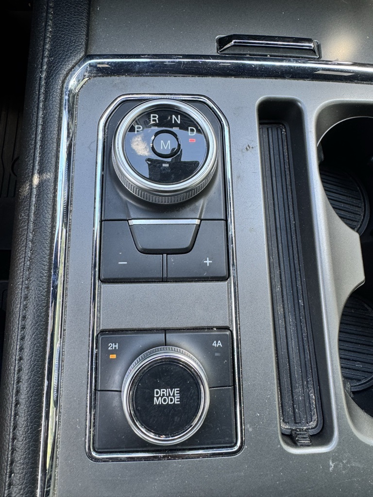 2021 Ford Expedition XLT photo 11