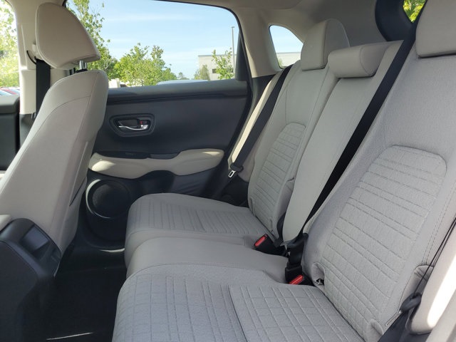 2026 Honda HR-V LX photo 13