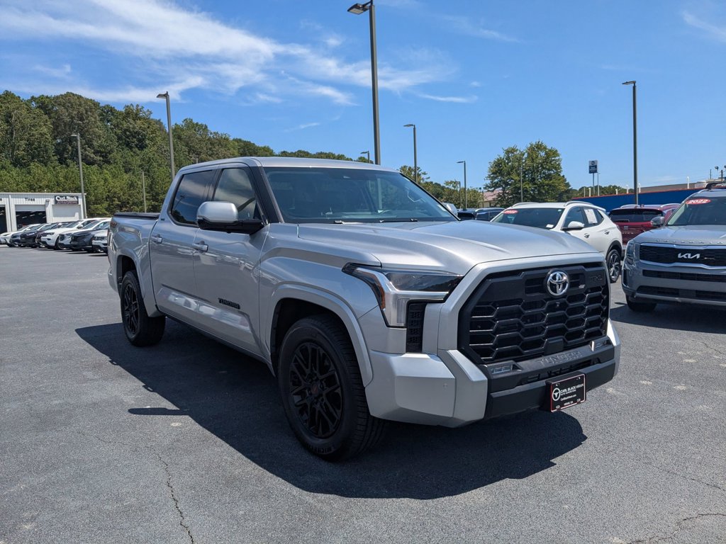 2023 Toyota Tundra SR5 photo 3