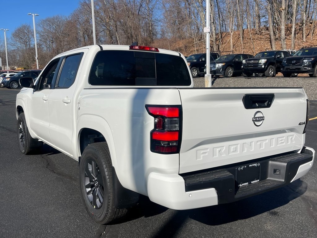 2025 Nissan Frontier SV photo 3