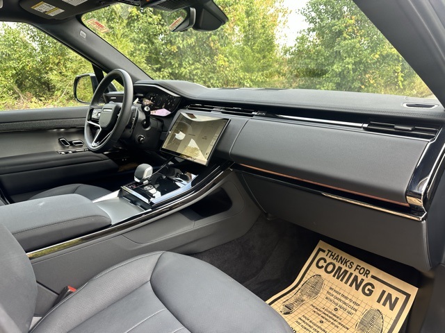 2025 Land Rover Range Rover Sport SE photo 19