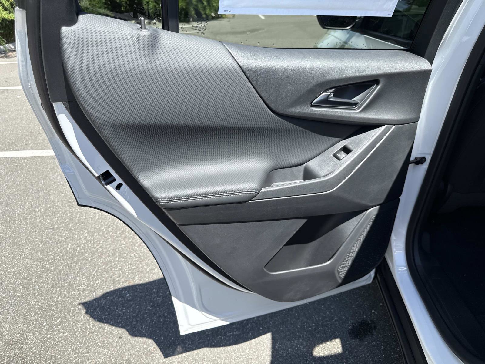 2026 Chevrolet Equinox LT photo 8