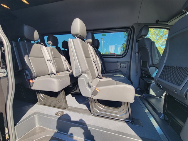 2026 Mercedes Benz S 4MATIC photo 11