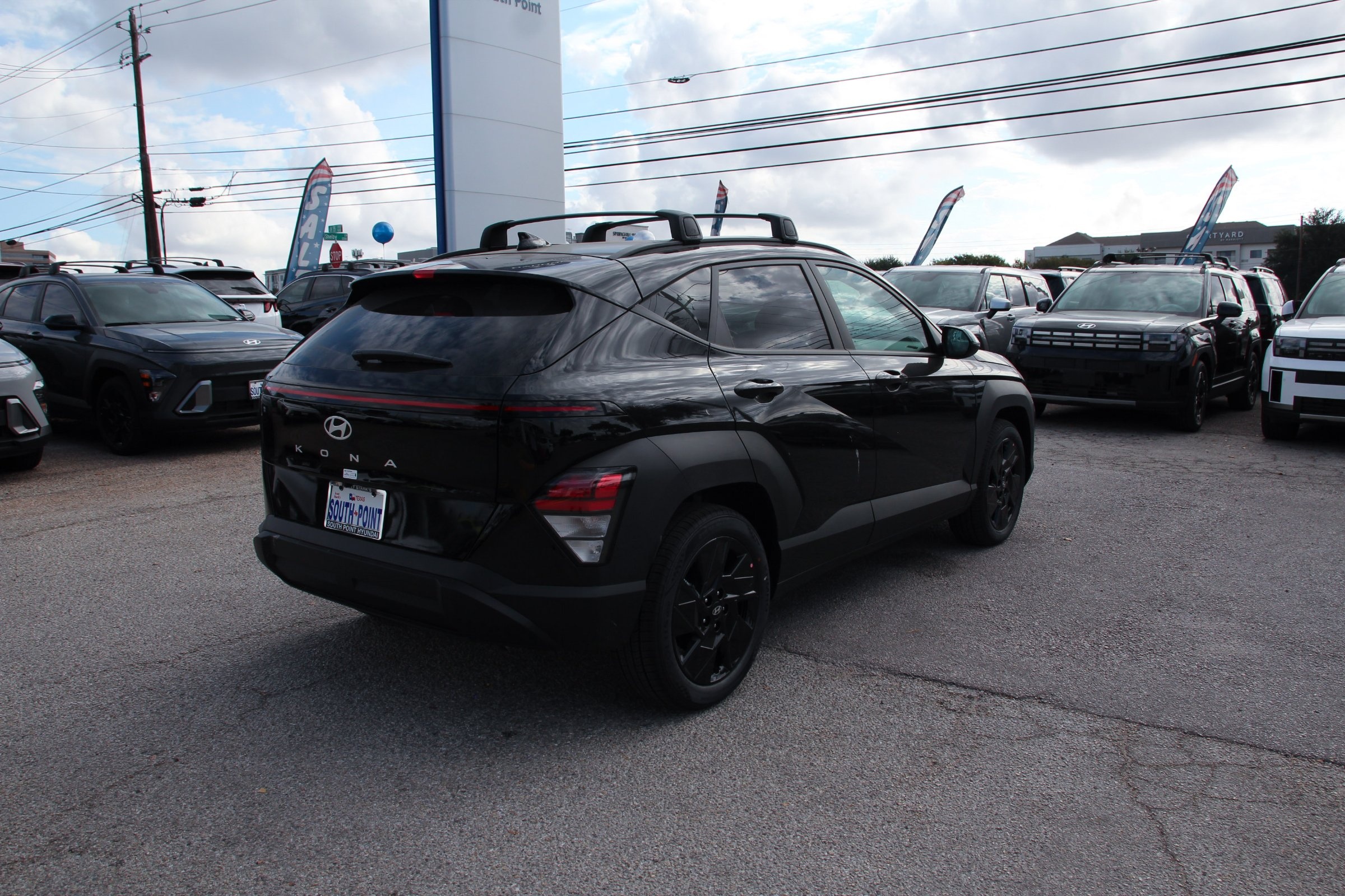 2026 Hyundai Kona SEL photo 2