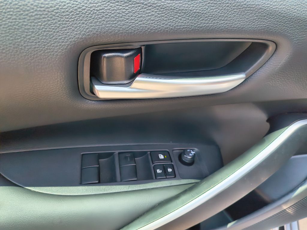 2024 Toyota Corolla SE photo 12