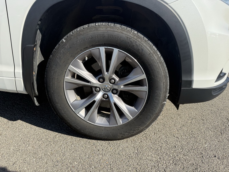 2014 Toyota Highlander XLE photo 4