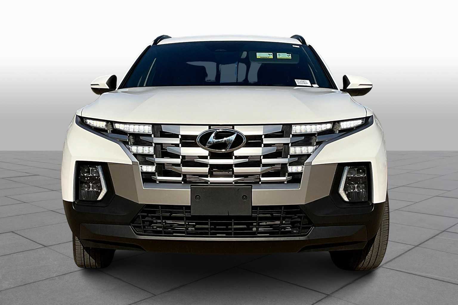 2024 Hyundai Santa Cruz SEL photo 2