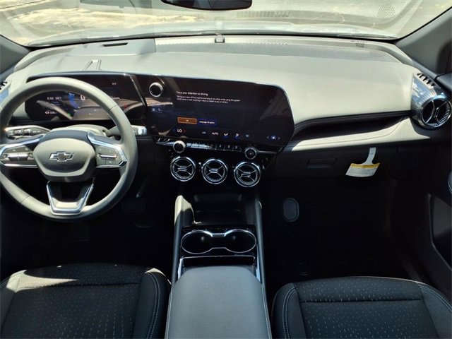 2025 Chevrolet Blazer EV photo 3
