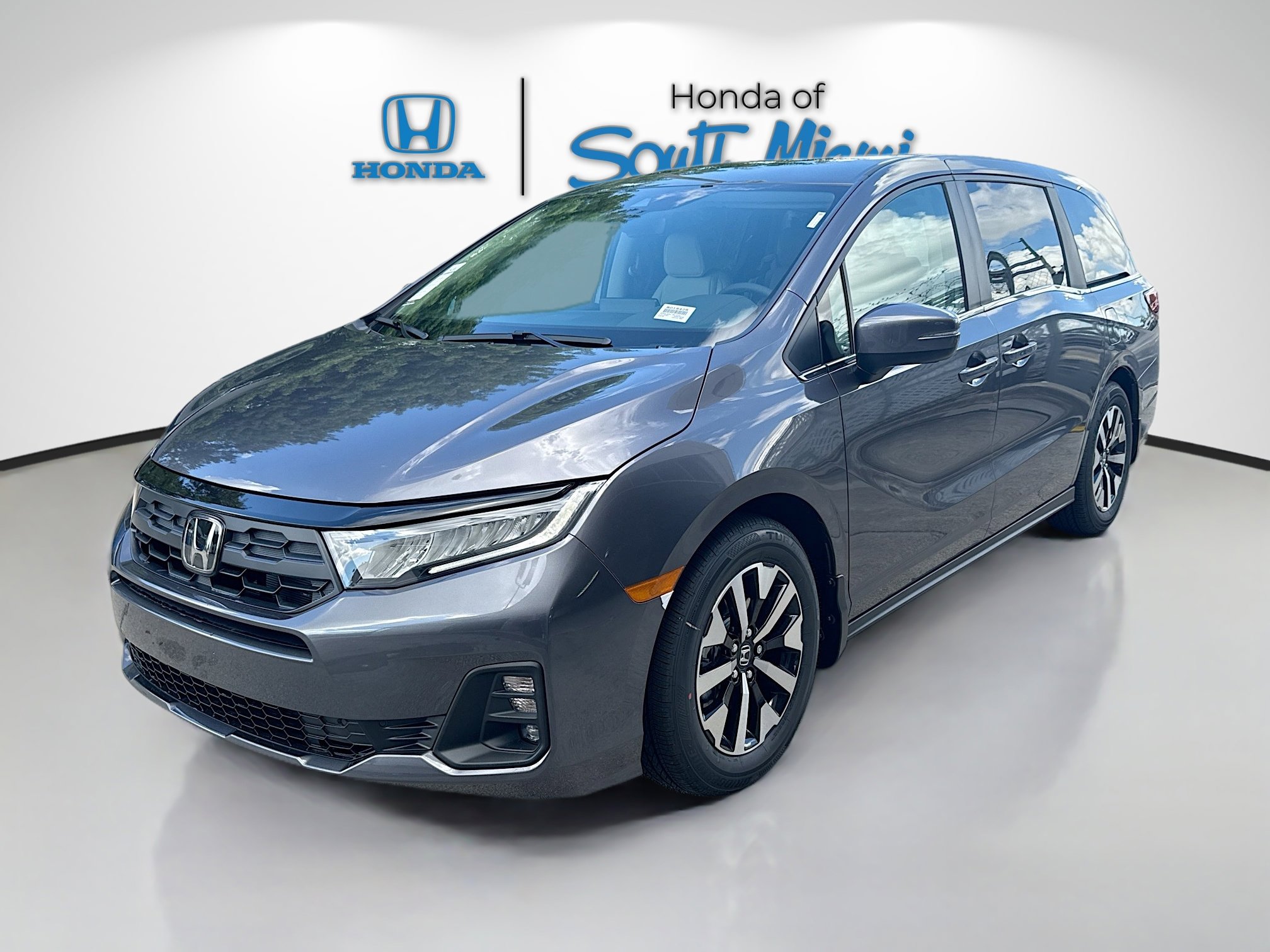 2026 Honda Odyssey EX-L photo 3