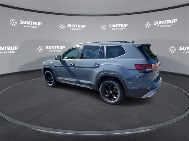 2025 Volkswagen Atlas Peak Edition SE photo 12