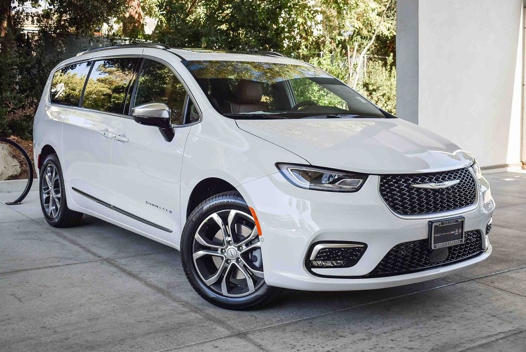 2026 Chrysler Pacifica Pinnacle