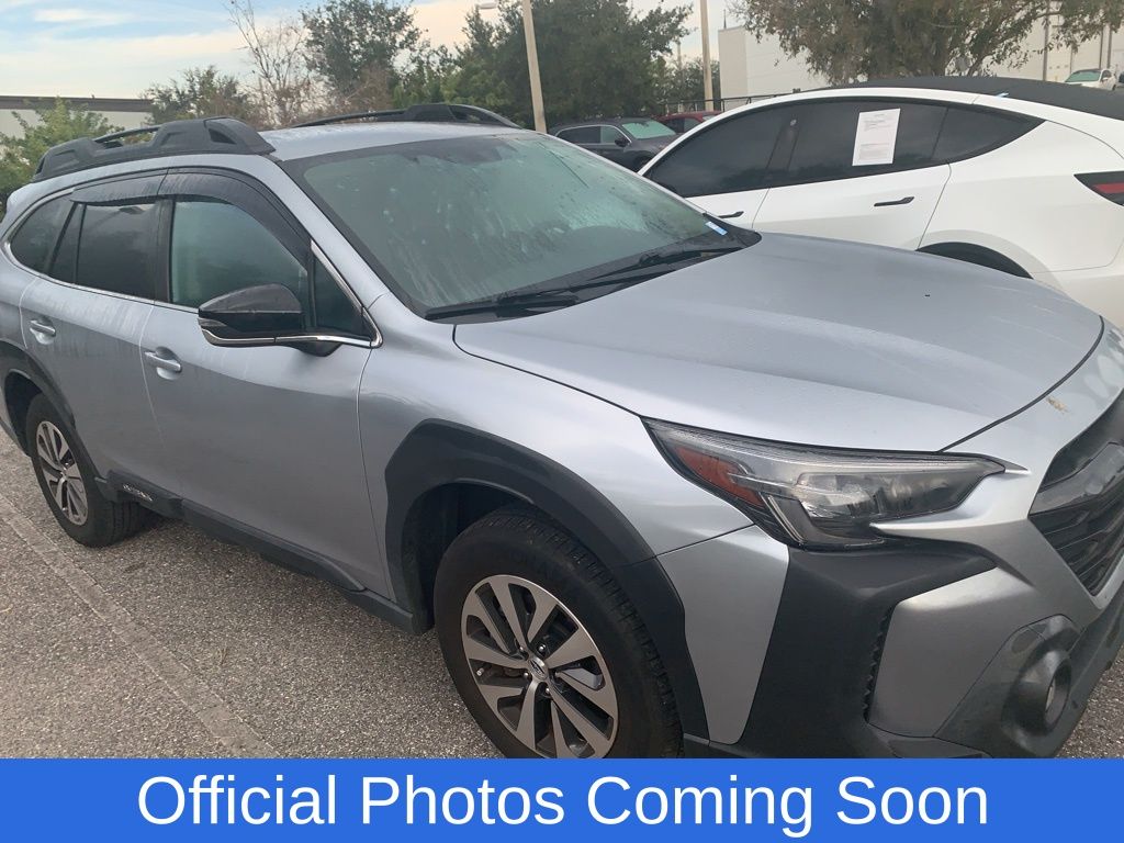 2023 Subaru Outback Premium's photo