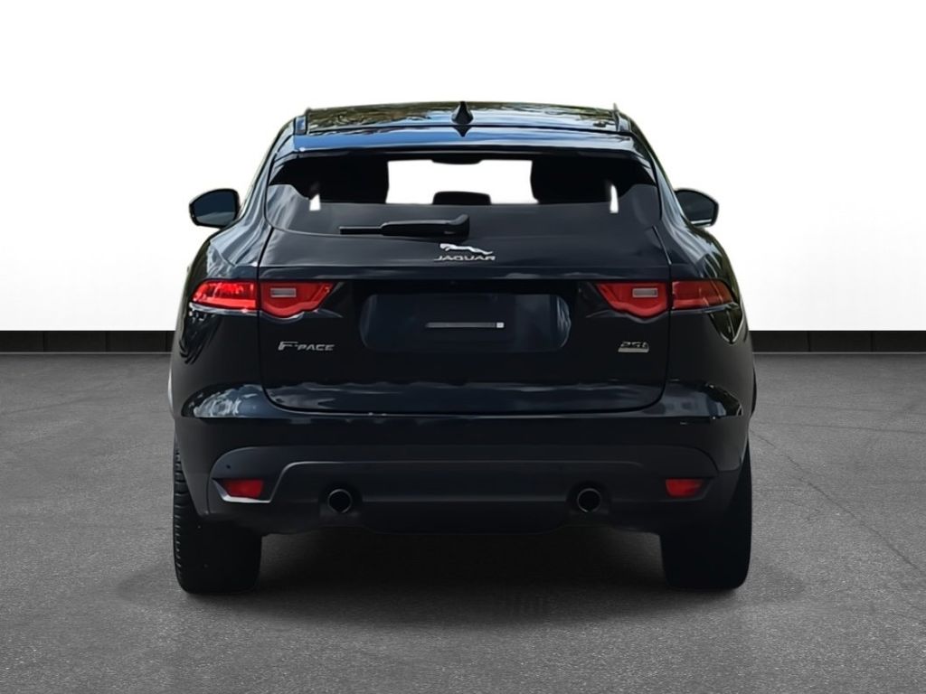 2019 Jaguar F-PACE Prestige photo 5