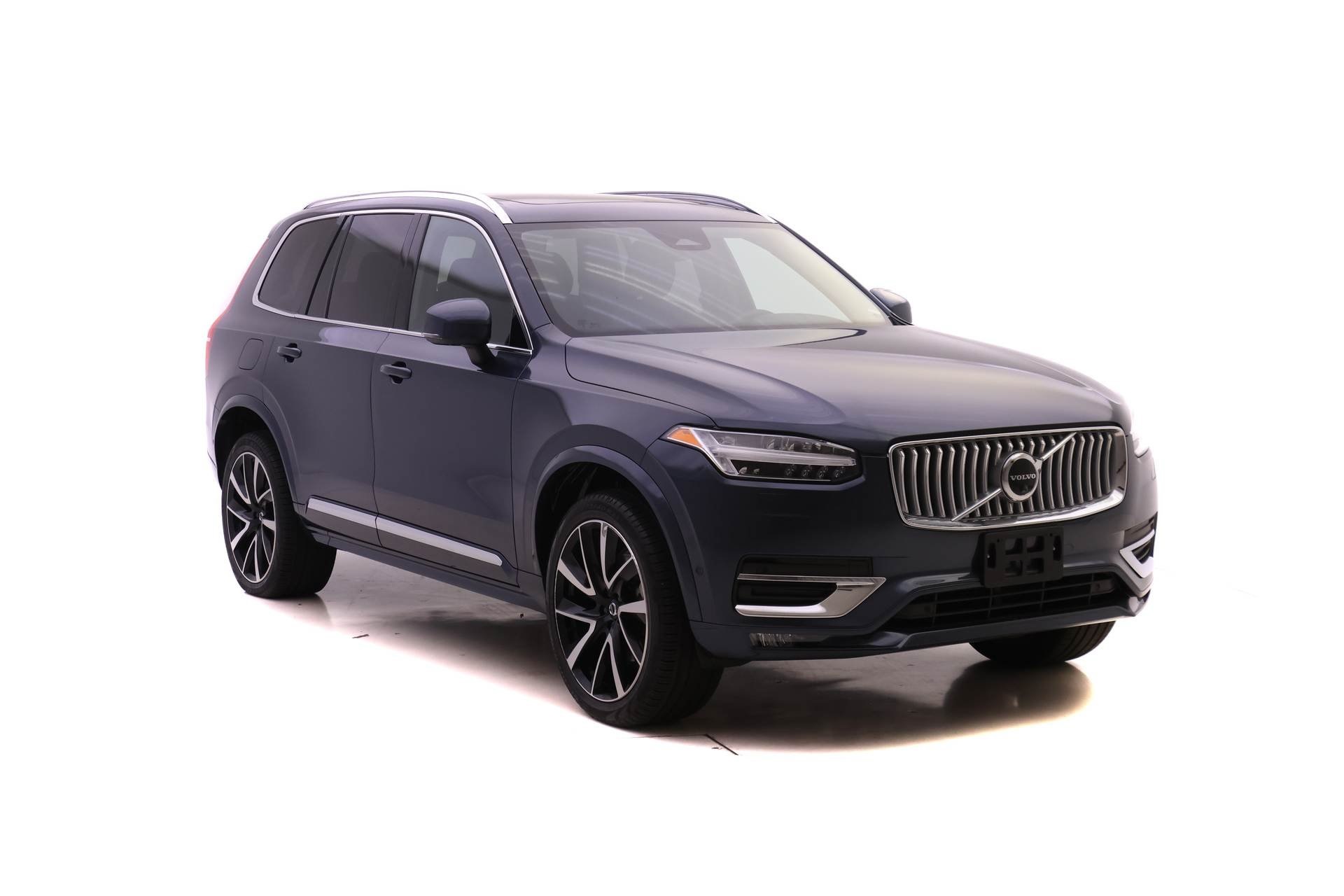 2024 Volvo XC90 Plus photo 3