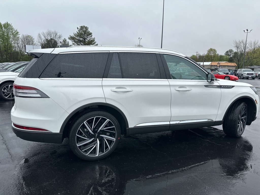 2025 Lincoln Aviator Reserve photo 21