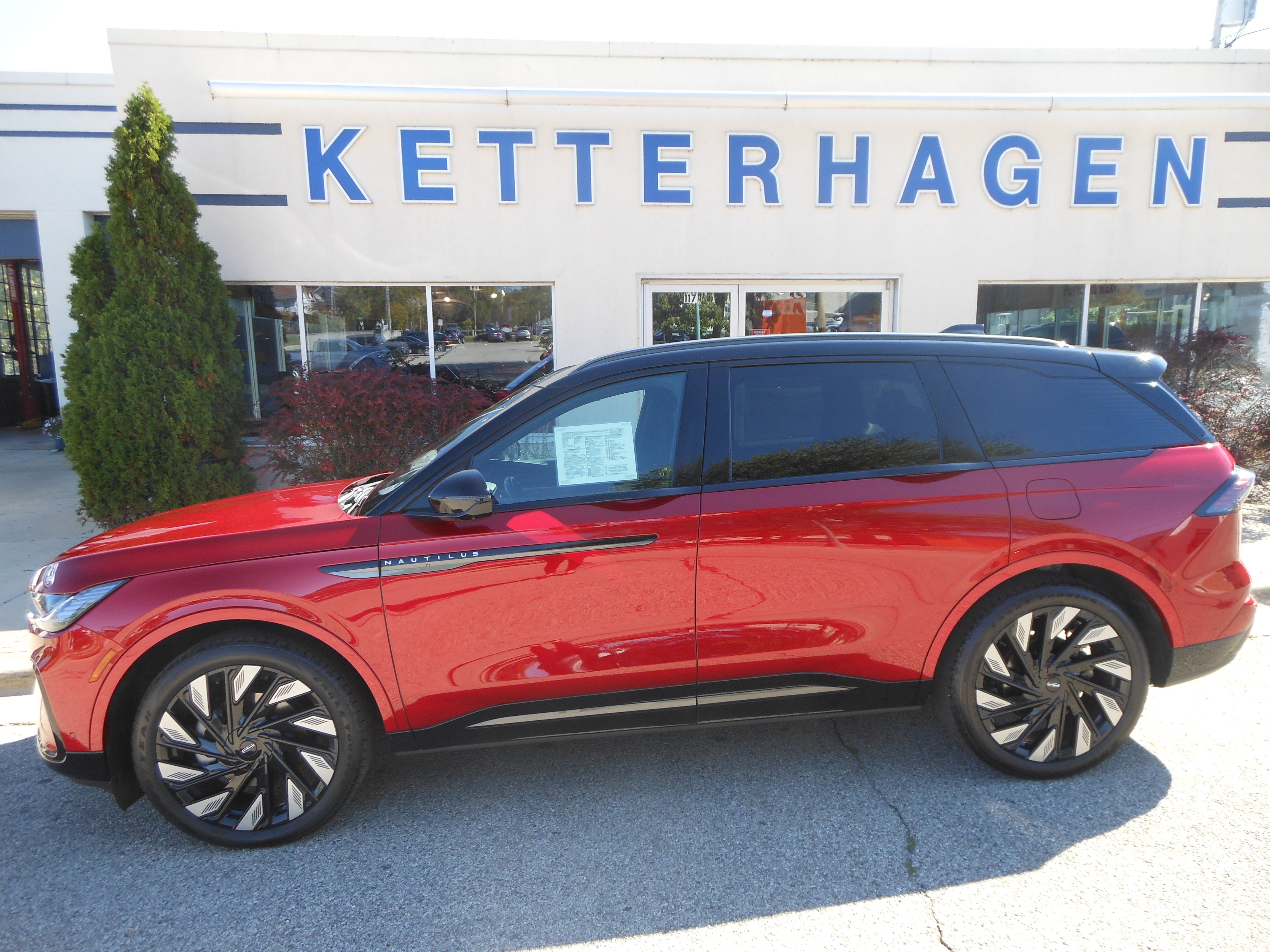 2024 Lincoln Nautilus Reserve's photo