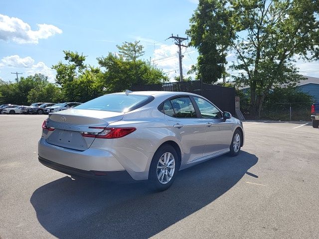 2025 Toyota Camry LE photo 3