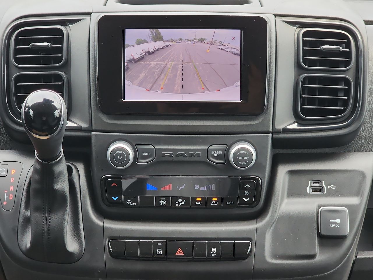 2025 Ram ProMaster 2500 photo 13