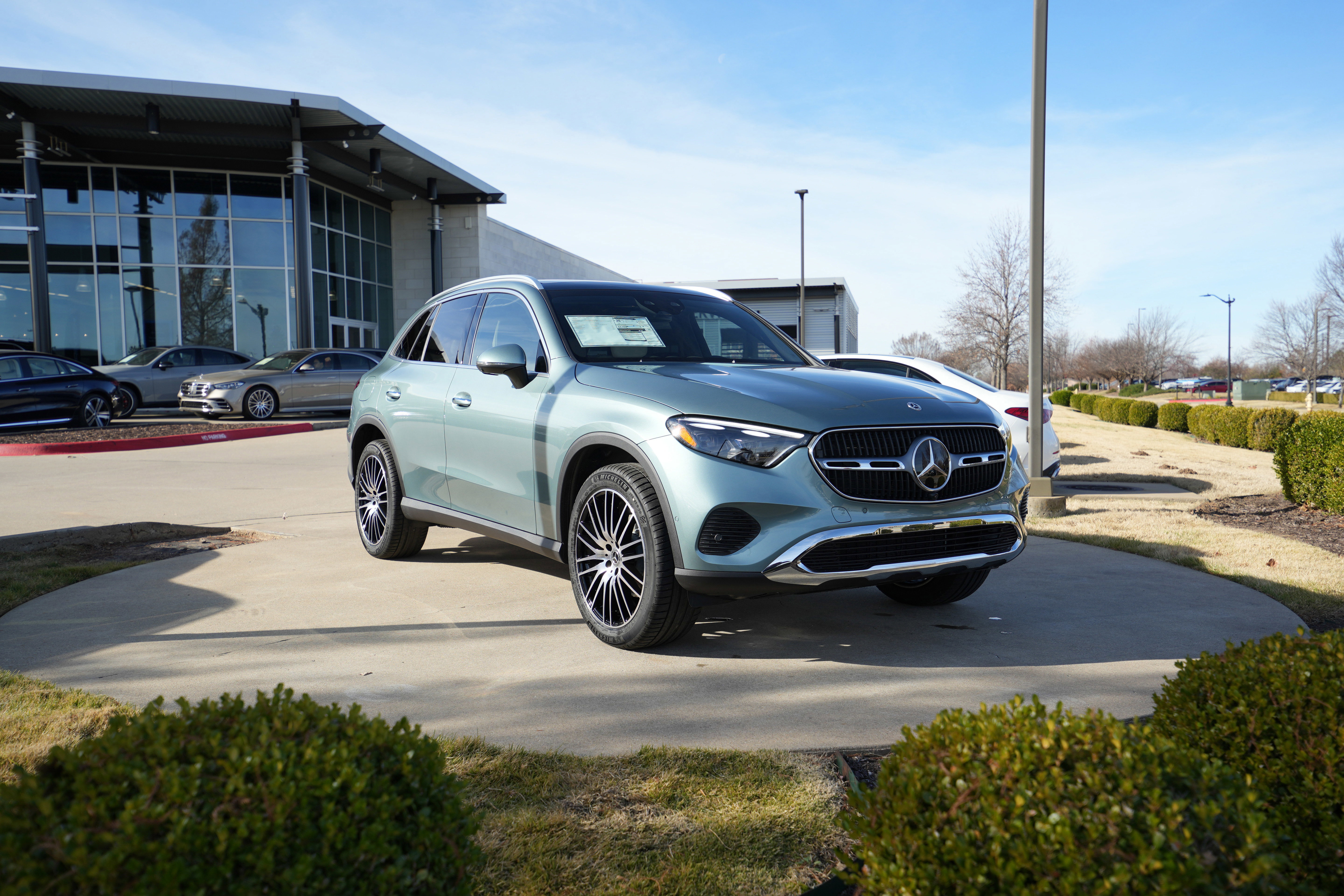 2026 Mercedes-Benz GLC Base's photo