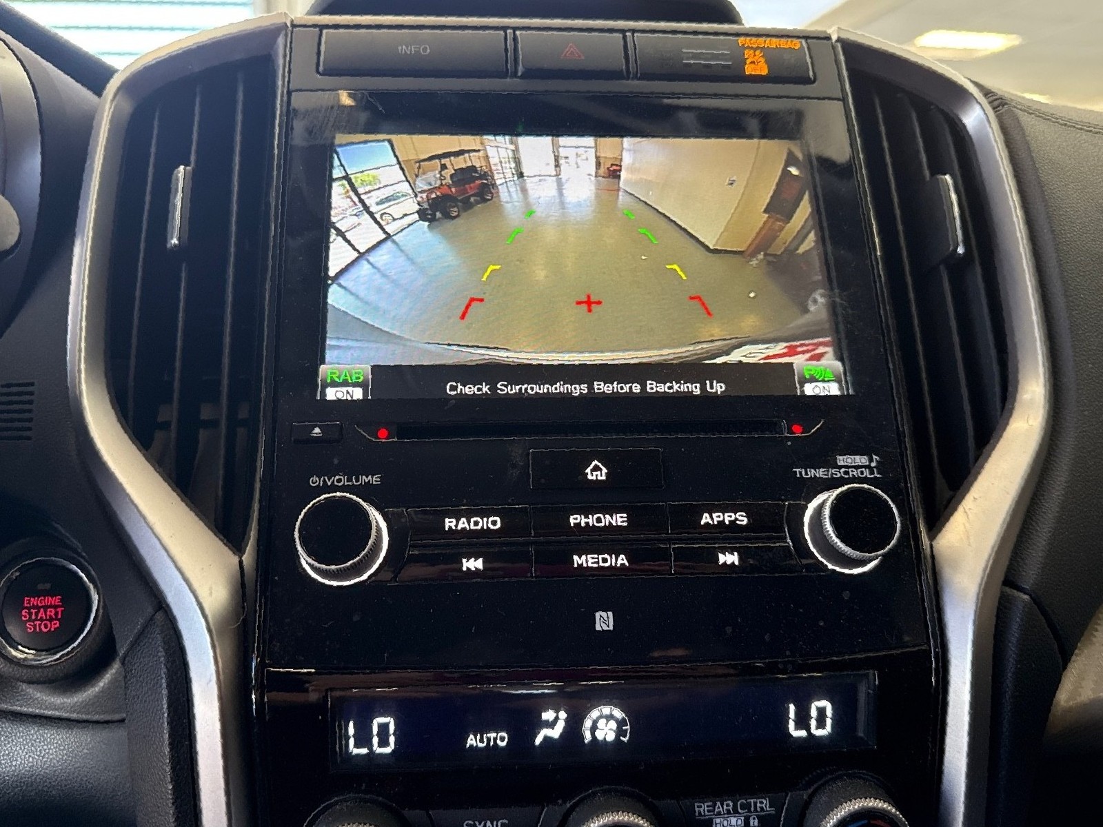 Used 2022 Ice Silver Metallic Subaru Premium image 26