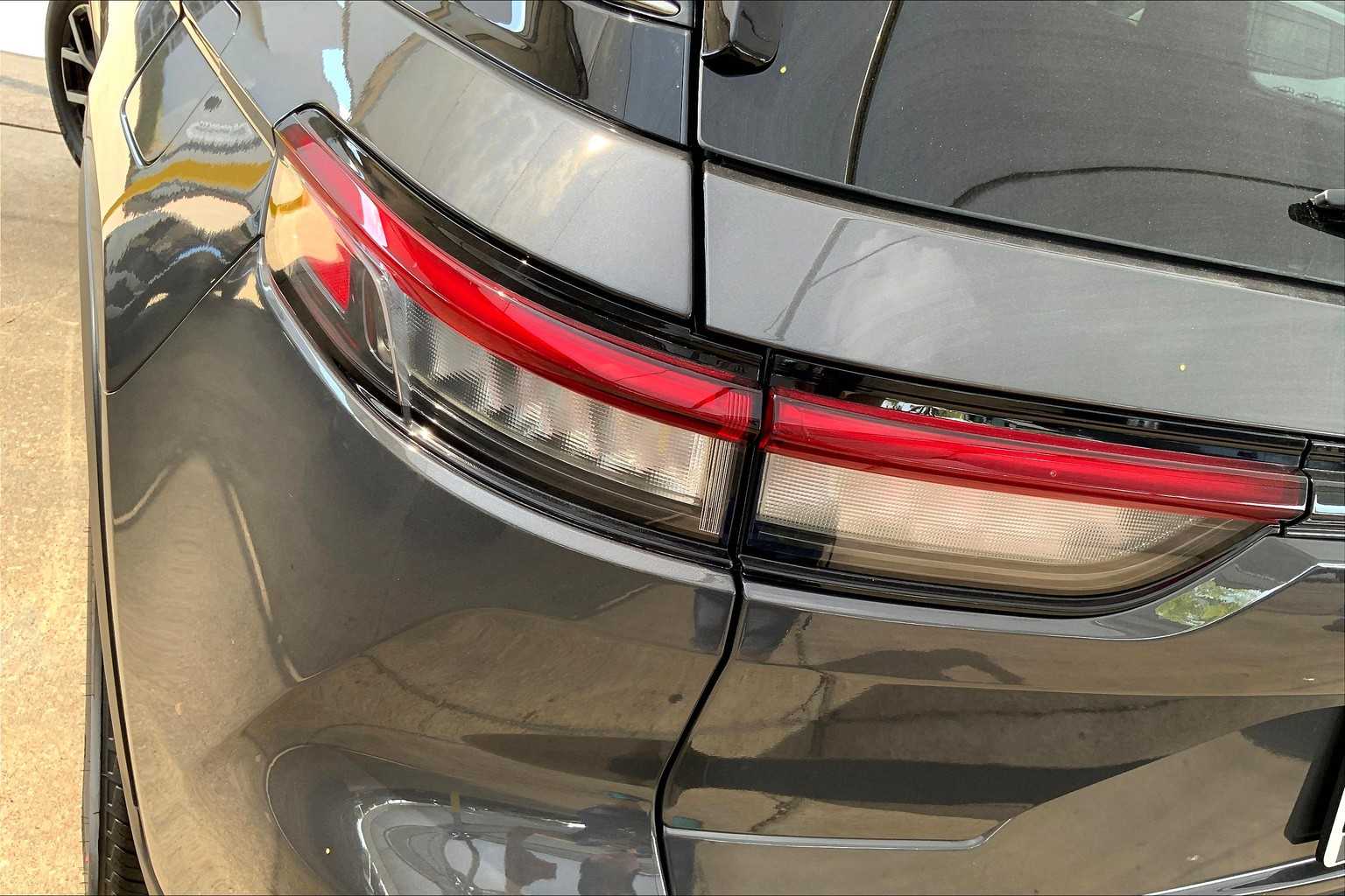 2025 Jeep Grand Cherokee Limited photo 10