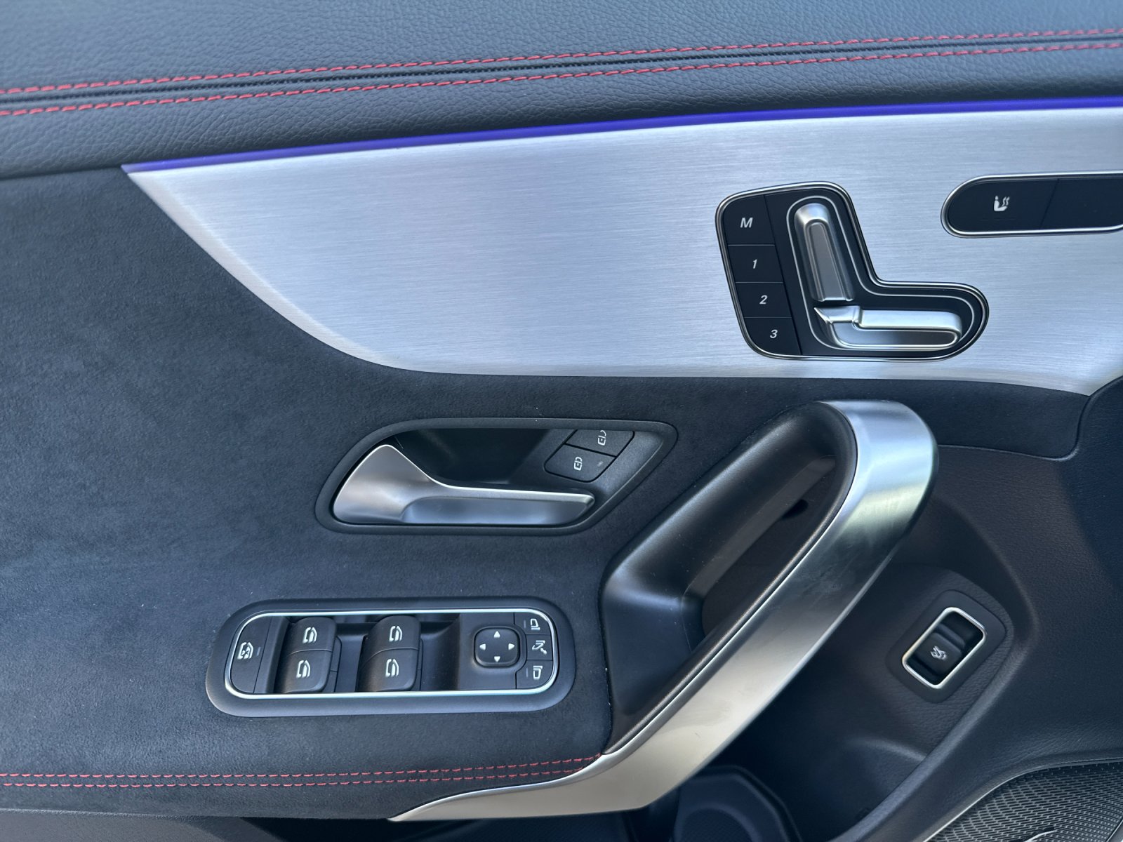 2026 Mercedes Benz CLA 250 photo 11