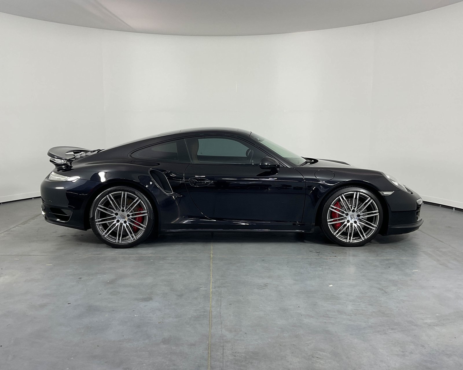 2015 Porsche 911 Turbo photo 8