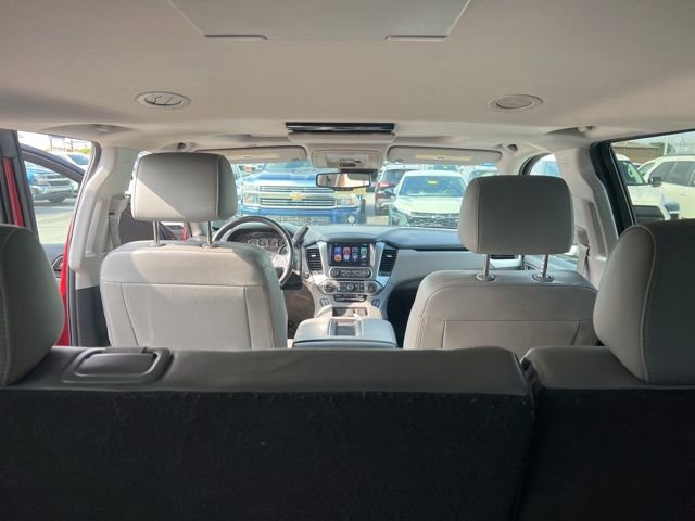 2016 Chevrolet Suburban LT photo 25