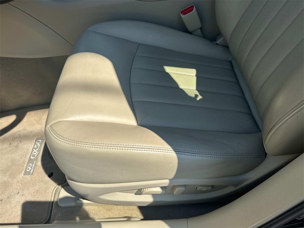 2017 Infiniti QX50 Base photo 17