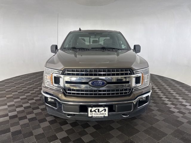 2020 Ford F-150 XLT photo 2