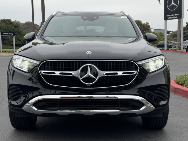 2024 Mercedes Benz GLC 300 4MATIC photo 3