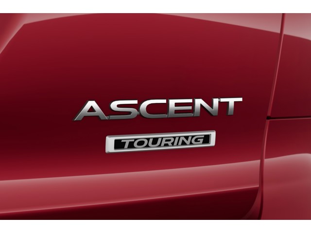 2025 Subaru Ascent Touring photo 12