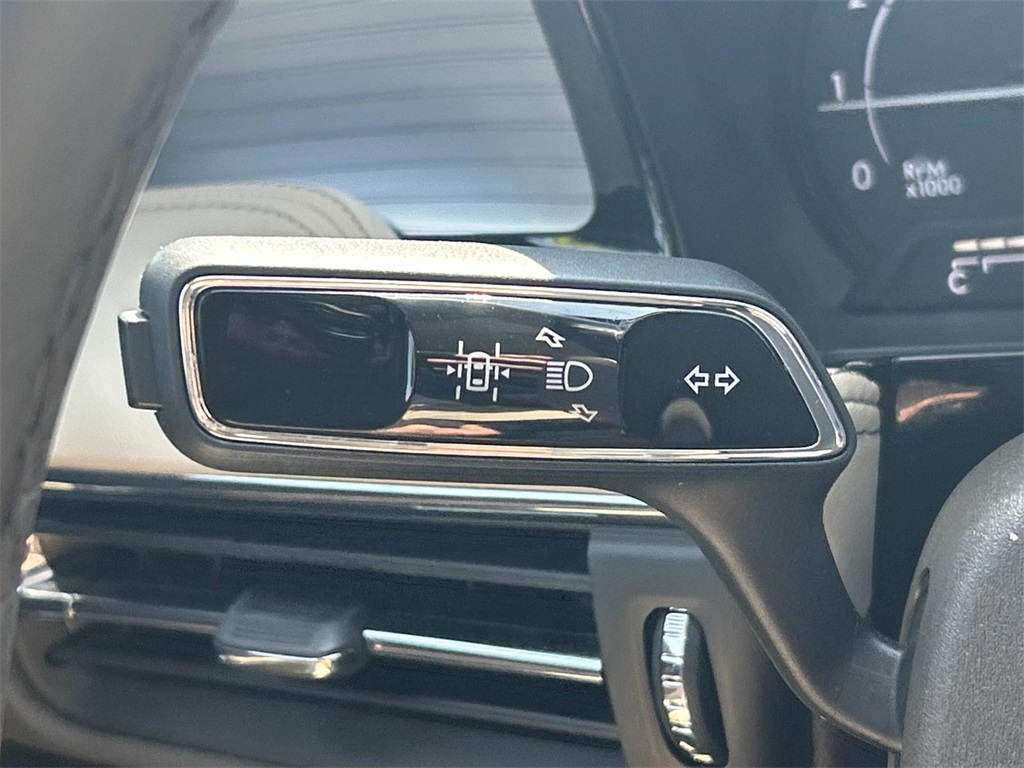 2022 Lincoln Corsair Standard photo 29