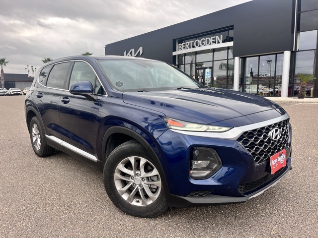 2019 Hyundai Santa Fe SE's photo