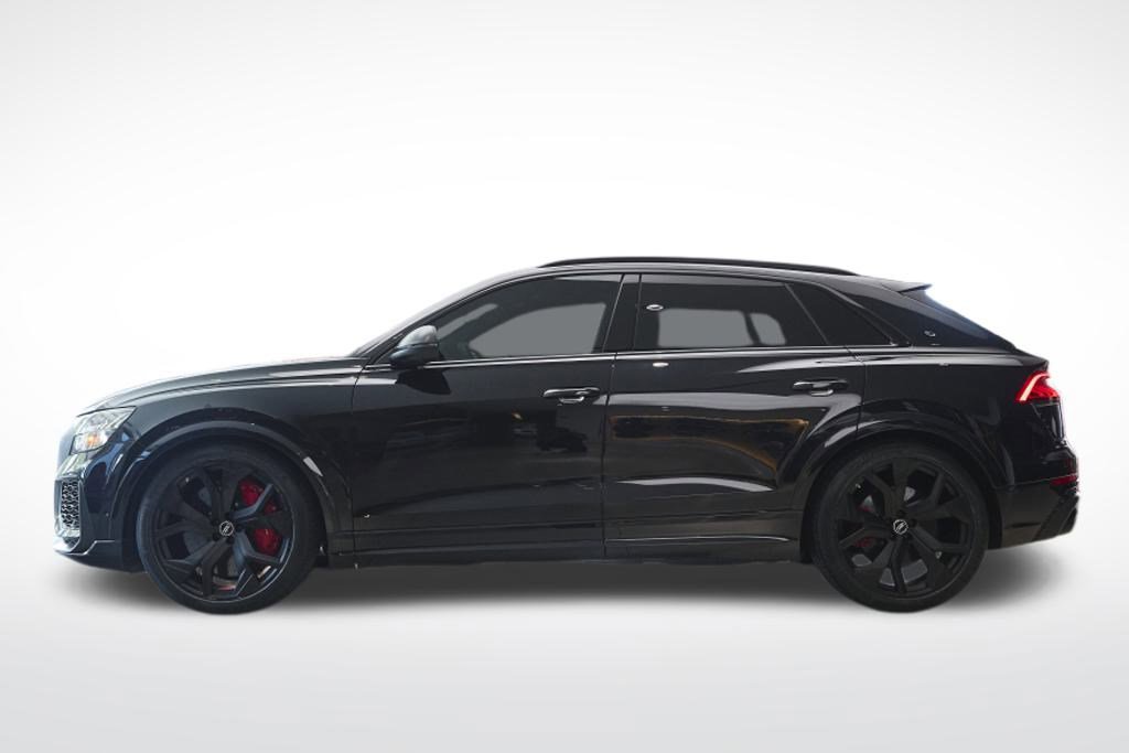 2021 Audi RS Q8 photo 2