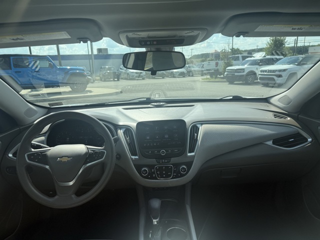2022 Chevrolet Malibu 1LT photo 25