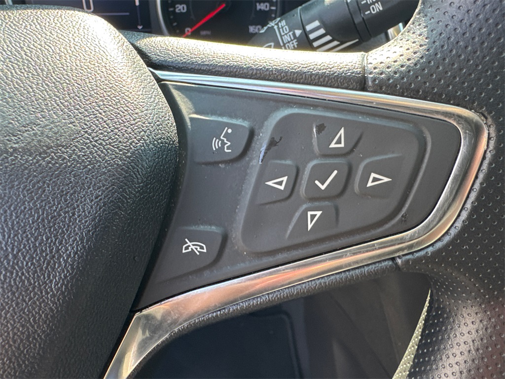 2021 Chevrolet Equinox LT photo 23