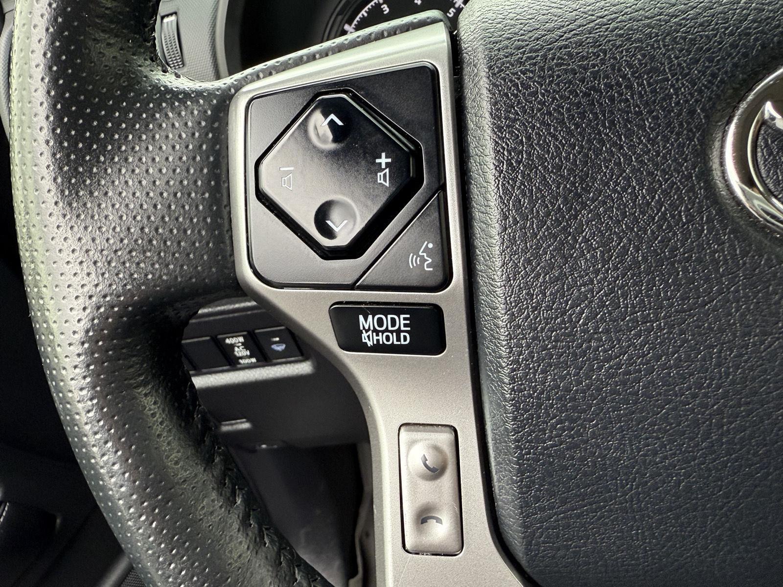 2023 Toyota 4Runner SR5 Premium photo 20