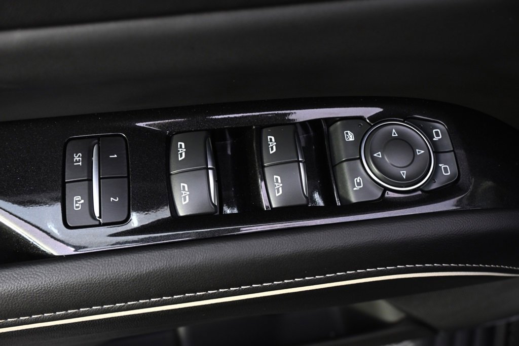 2024 Cadillac Escalade ESV Premium Luxury Platinum photo 23
