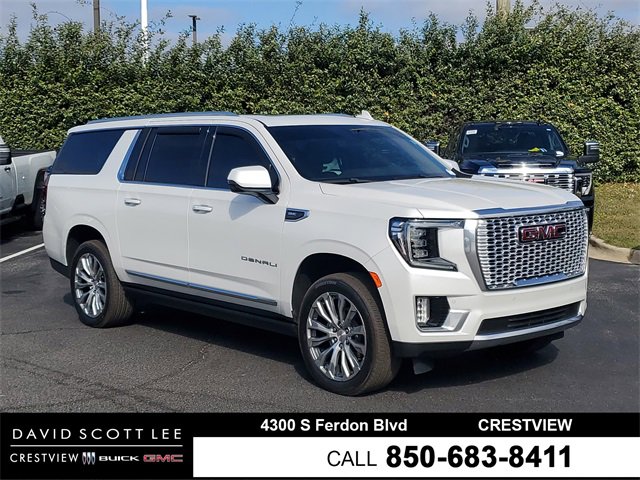2021 GMC Yukon XL Denali's photo